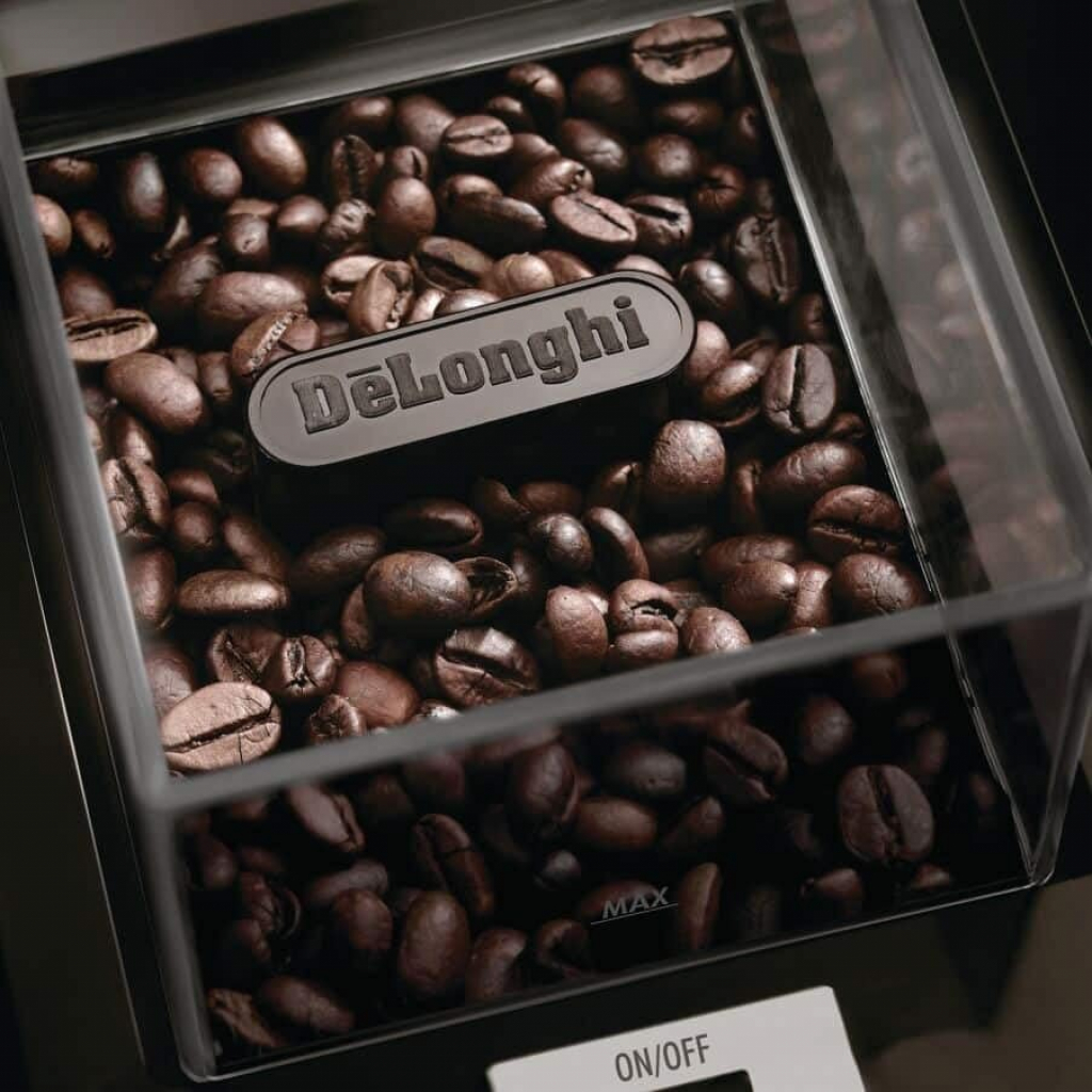 Кафемелачка Delonghi KG79
