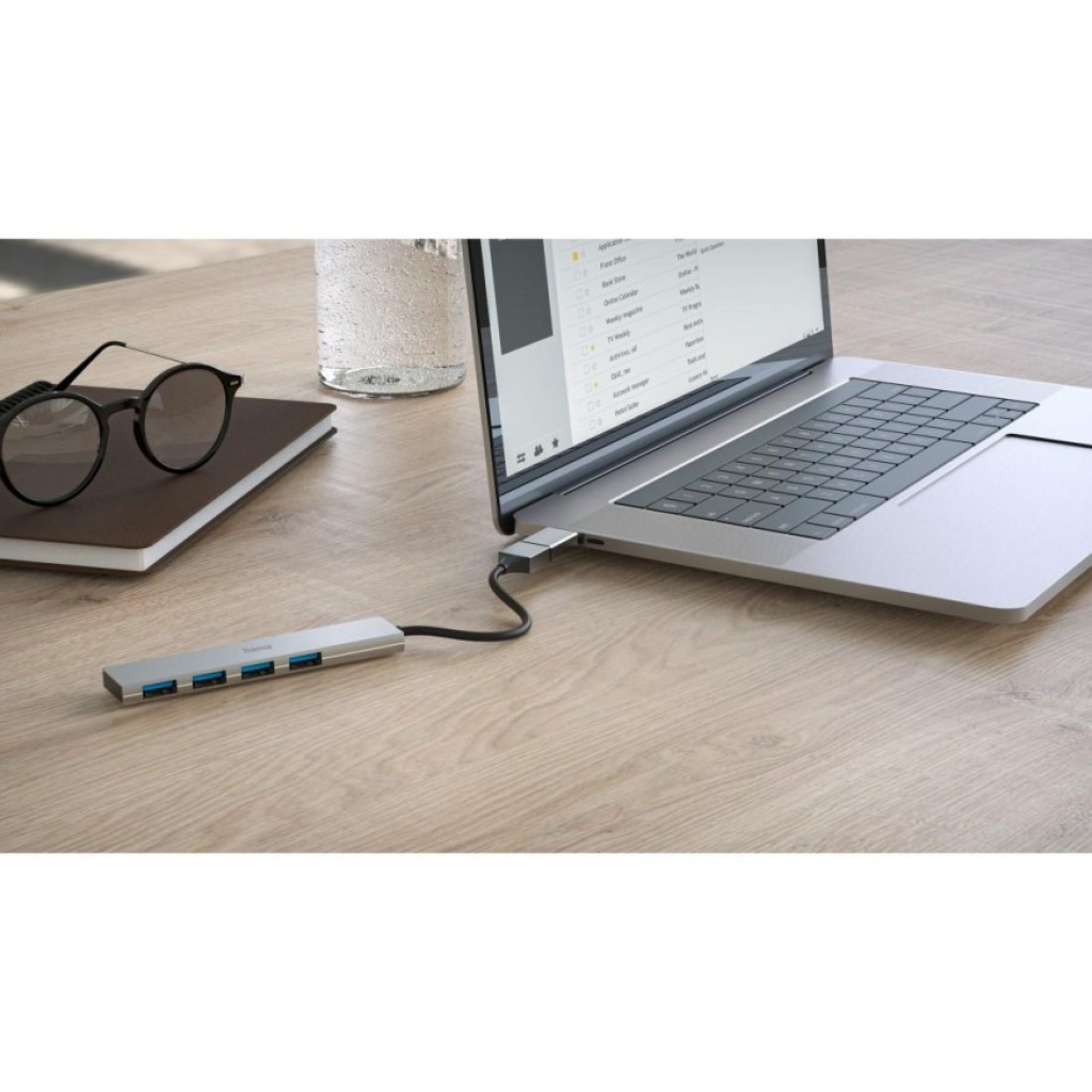 USB HUB HAMA 3.2 200141- 4 порта, 5 Gbit/s, ултратънък, вкл. USB-C адаптер
